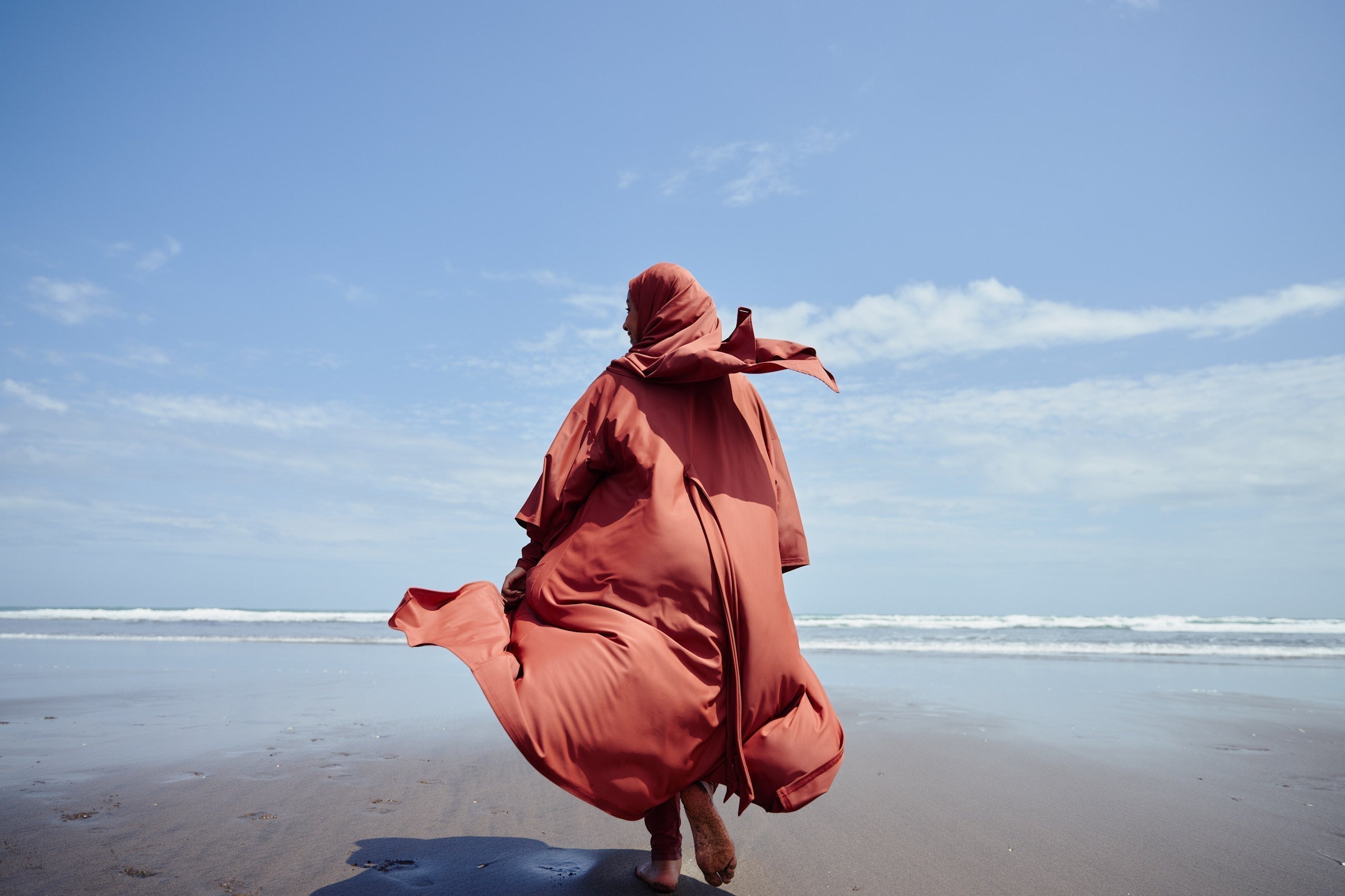 7 Best Modest Swimwear Options for Plus Size Women