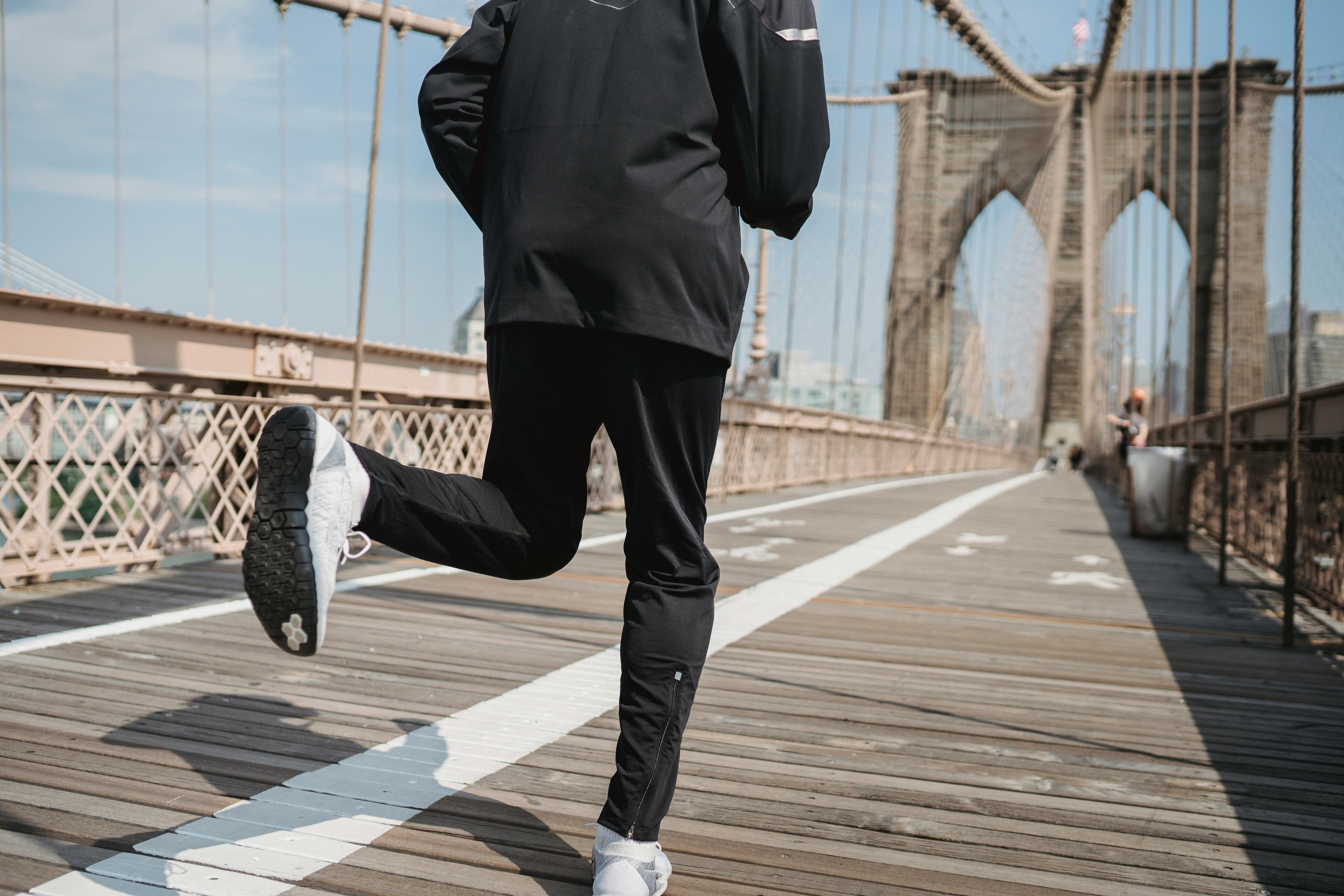 7 Must-Have Modest Running Clothes for Women Who Move