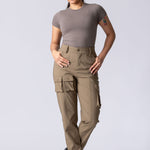 Safari cargo pants in khaki or olive colour. With stretchy fabric, extra leg pockets and back pockets. 